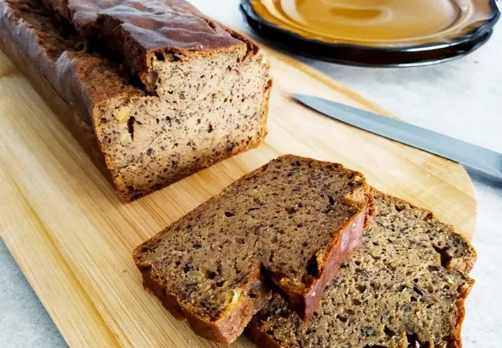 Bezglutenowy chlebek bananowy: prosty przepis, wilgotny i bez zakalca