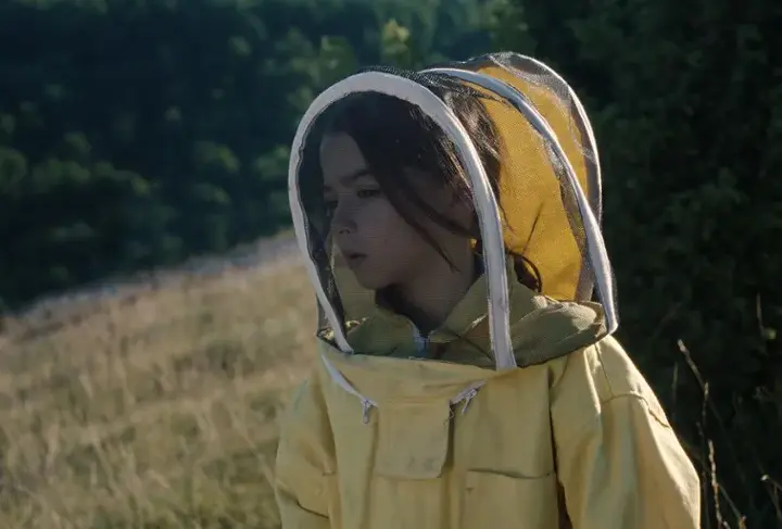 20 000 gatunków pszczół - recenzja filmu na Filmweb - 2023