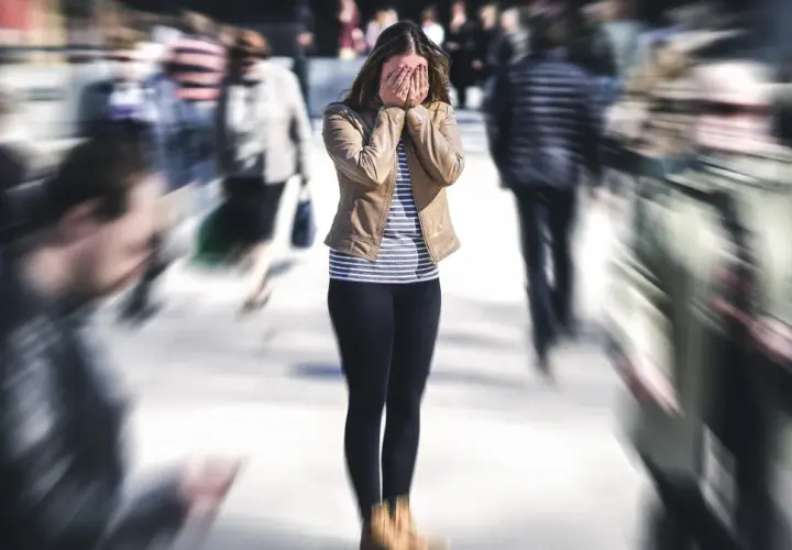 Poznaj najczęstsze objawy schizofrenii - lista symptomów i diagnostyka