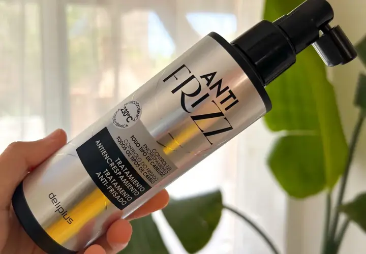 Tratamiento anti frizz Deliplus de Mercadona. Buscando opiniones sobre este producto para controlar el encrespamiento.
