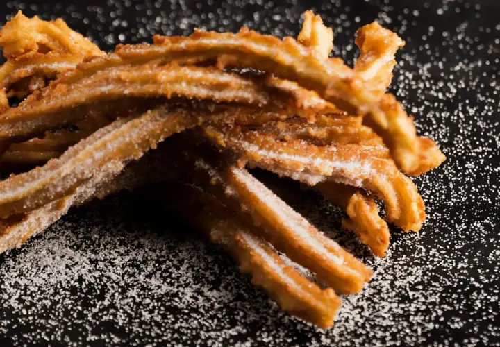 Jak zrobić rękaw cukierniczy do churros, aby uniknąć problemów w kuchni