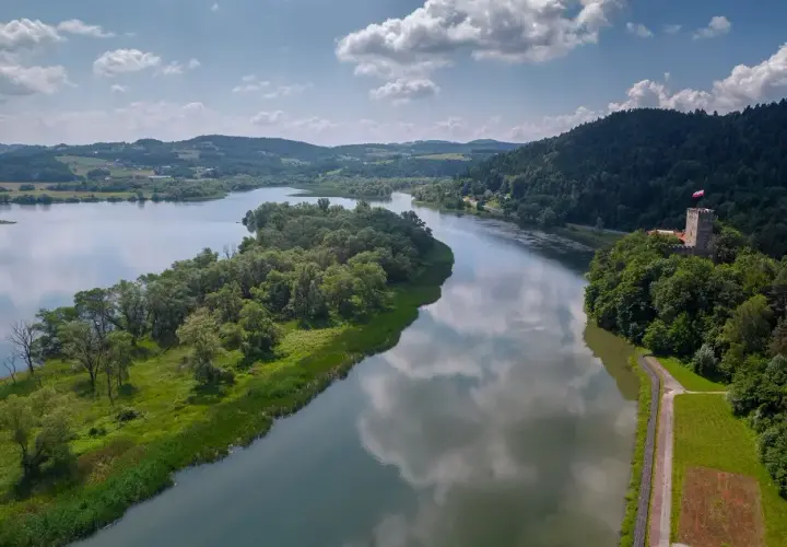 Jezioro Harcerskie: atrakcje, historia i praktyczne informacje dla turystów