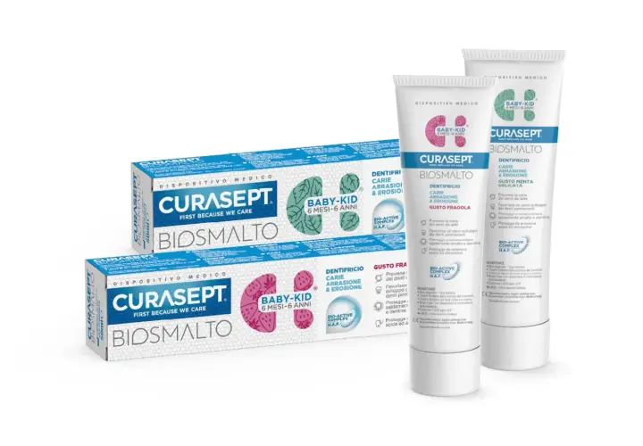 Curasept Biosmalto Baby-Kid, ideale per la cura dei denti in gravidanza e per i più piccoli. Gusti fragola e menta.
