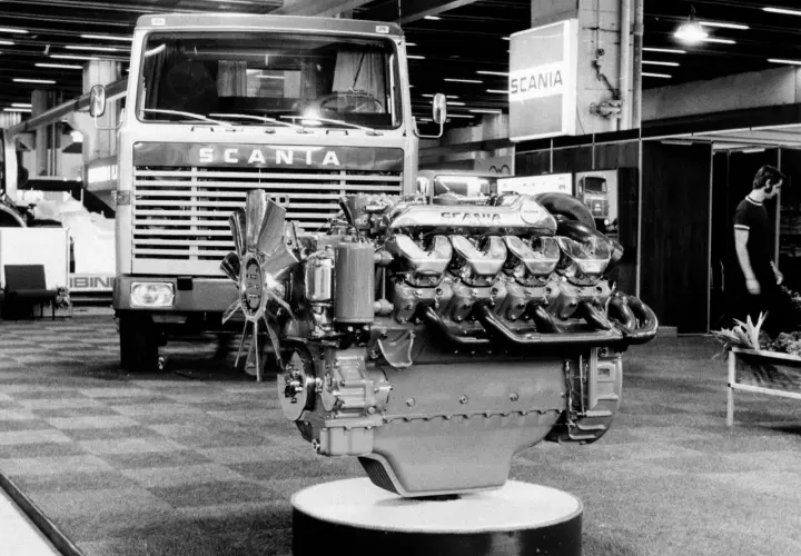 Scania Super czy V8? Wybierz silnik idealny dla Twojego biznesu!