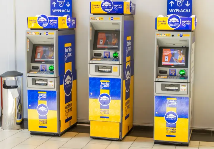 Jak długo trwa wpłata w Euronet do mBank? Sprawdź czas realizacji
