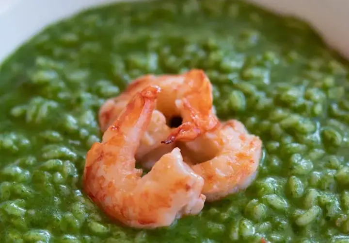 Jakie dania można wzbogacić pesto i jak je wykorzystać w kuchni