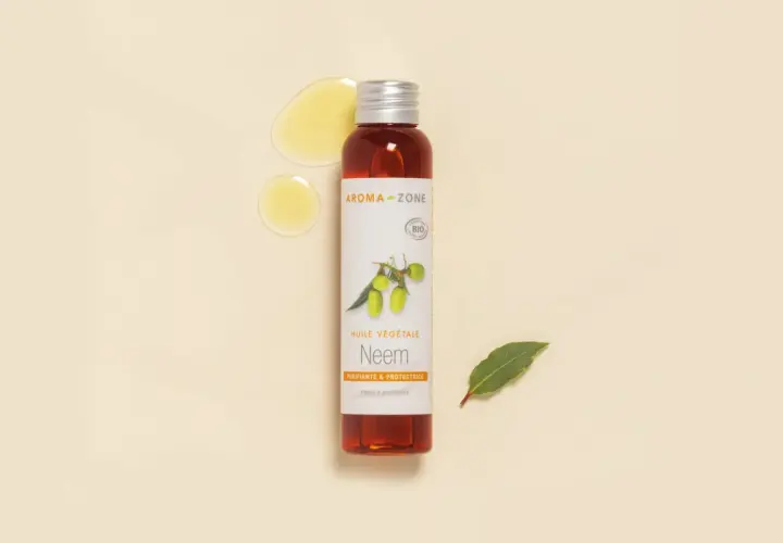 Flacon d'huile végétale de Neem bio, purifiante et protectrice pour peaux à problèmes. Découvrez les bienfaits de l'huile de neem.
