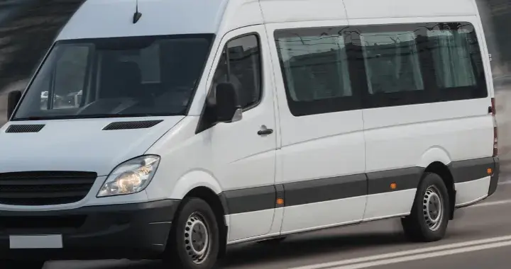 Realny zarobek na wynajmie busa - kompletna analiza biznesu w Polsce