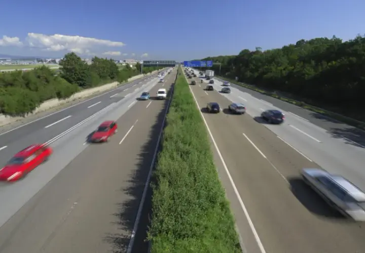 Jakie jest ograniczenie na autostradzie w Polsce? Sprawdź, zanim wyruszysz