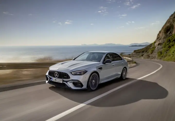 Mercedes C 63 AMG: W204, W205, W206 Którą generację wybrać?