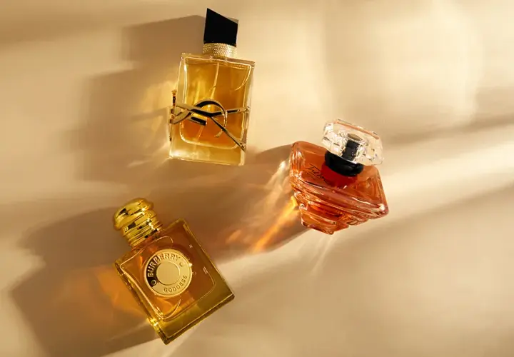Top 5 perfum damskich, które działają na mężczyzn - sekrety uwodzenia