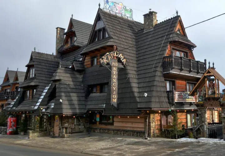 Gdzie zjeść w Bukowinie Tatrzańskiej? Najlepsze restauracje i dania