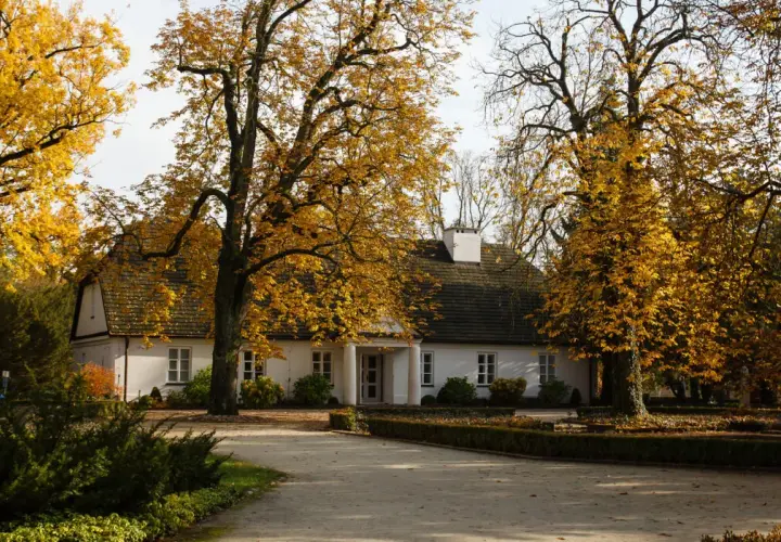 Dworek Chopina w Żelazowej Woli - historia, atrakcje i koncerty