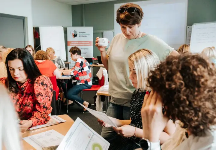 Krytyczna analiza sensów i bezsensów edukacji wczesnoszkolnej: fakty i mity