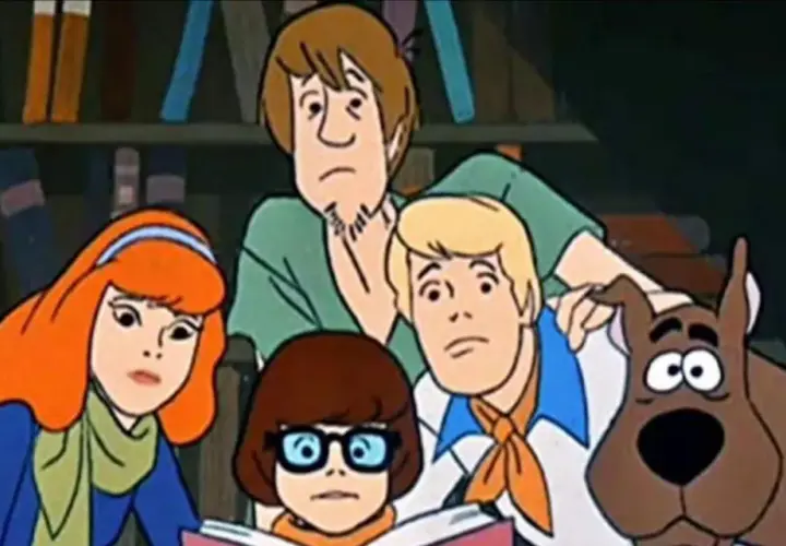 Daphne, Fred, Velma, Shaggy i Scooby-Doo zastanawiają się, gdzie jesteś.