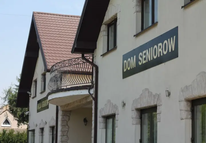 Dom seniora Dąbrówka: Jak wybrać idealne miejsce dla bliskich?