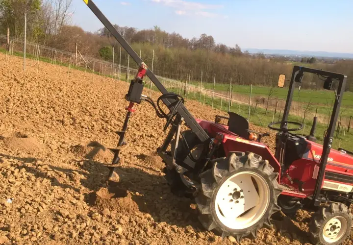 Wiertnica do ciągnika DIY: Zbuduj sam i zaoszczędź!