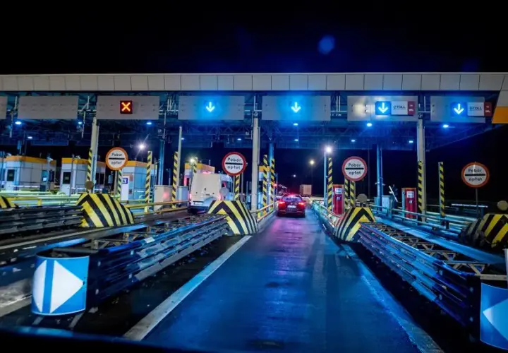 Czy na autostradzie A2 można płacić na bramkach? Sprawdź metody płatności