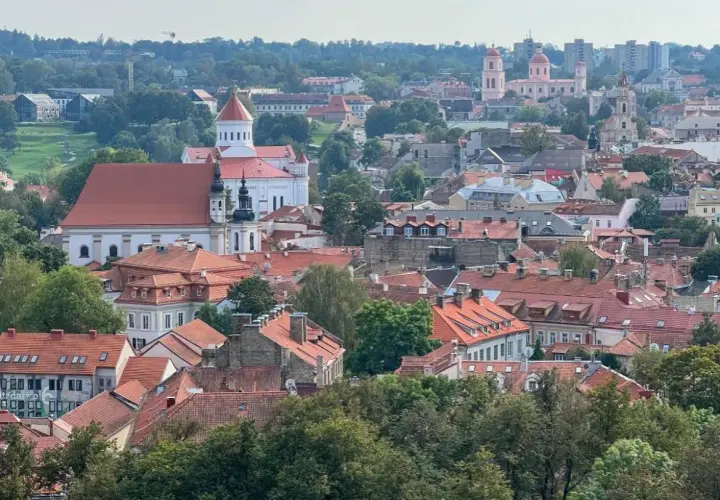 Najlepsze pamiątki i smakołyki, które warto przywieźć z Wilna - Poradnik 2024