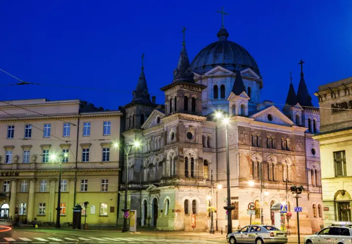 Łódź zaskakuje! Co warto zwiedzić? Kompletny przewodnik + plany