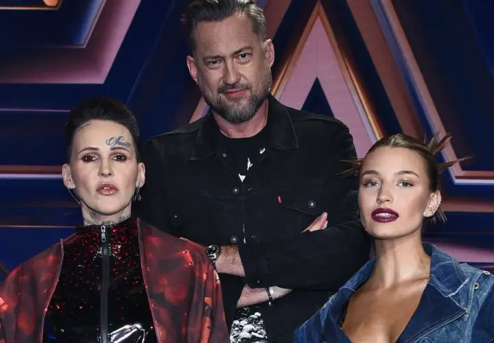 Kto prowadzi Mam Talent? Na scenie Agnieszka Chylińska, Marcin Prokop i Julia Wieniawa.