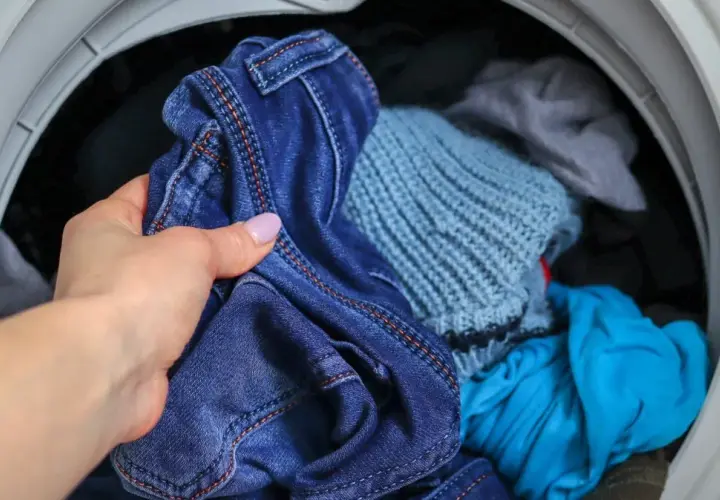 W jakiej temperaturze prać, aby nie zniszczyć ubrań i zaoszczędzić?