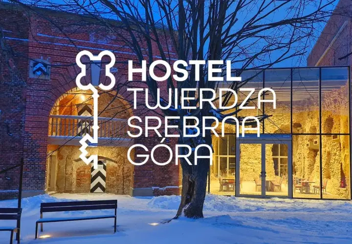 Gdzie zjeść w Srebrnej Górze? Smaki, widoki i praktyczne porady.