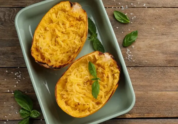 Pyszne spaghetti z dyni makaronowej - zdrowa alternatywa dla makaronu