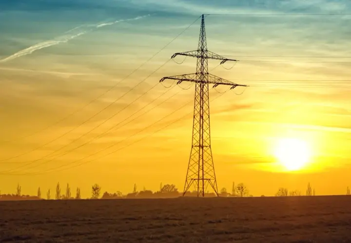Przyłącze Prądu - Koszty Podłączenia, Przepisania Licznika, Instalacja i PGE