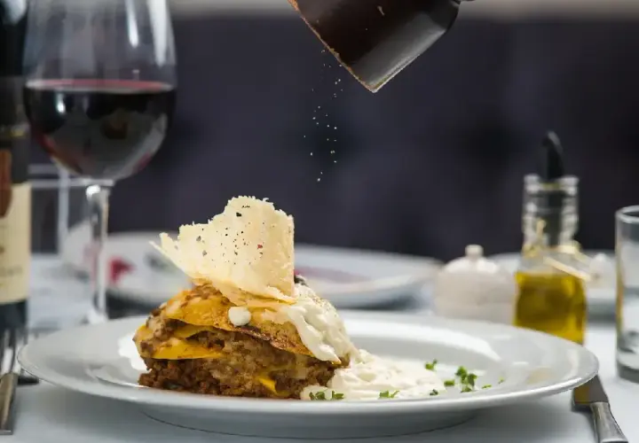Kraków kulinarnie: Gdzie zjeść? Przewodnik po najlepszych smakach!