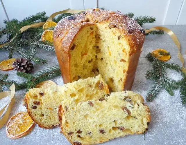 Przepis na oryginalny panettone - Babka i ciasto