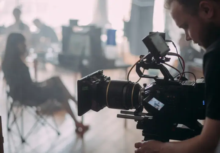 Współcześni polscy reżyserzy filmowi: ich wpływ na kino i kulturę