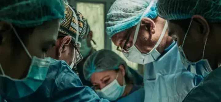 Ile zarabia lekarz anestezjolog? Zaskakujące fakty o wynagrodzeniach