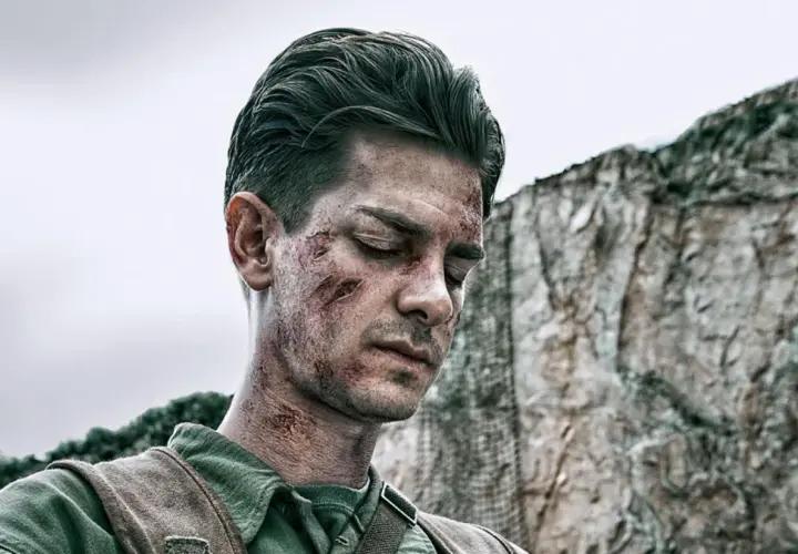 Przełęcz ocalonych recenzja: Czy film naprawdę porusza serca?