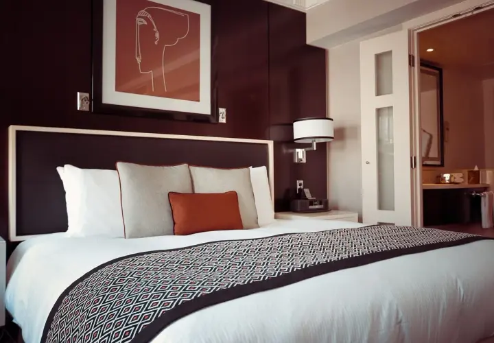 Jak liczyć noclegi w hotelu, aby uniknąć nieprzyjemnych kosztów