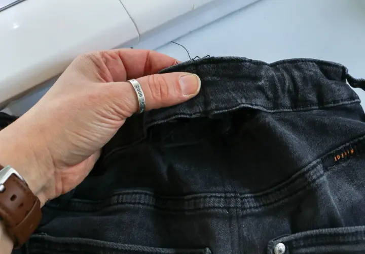 Lieblingshose zu weit? Hosen enger nähen einfach & professionell