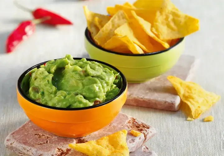 Błyskawiczne guacamole: Prosty przepis w 5 minut + triki