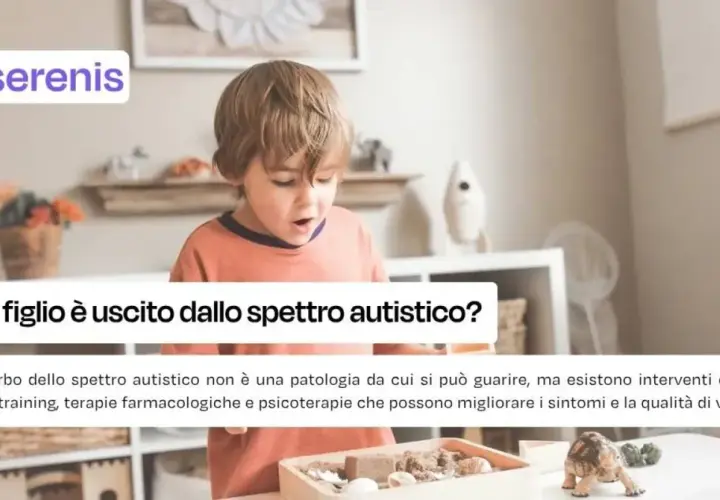 Bambino gioca, con testo che suggerisce che l'autismo si guarisce con interventi mirati.