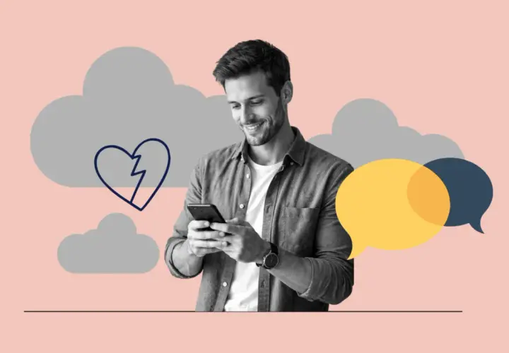 Uśmiechnięty mężczyzna patrzy na telefon, podczas gdy złamane serce i chmury symbolizują, że dziewczyna mnie zdradziła.