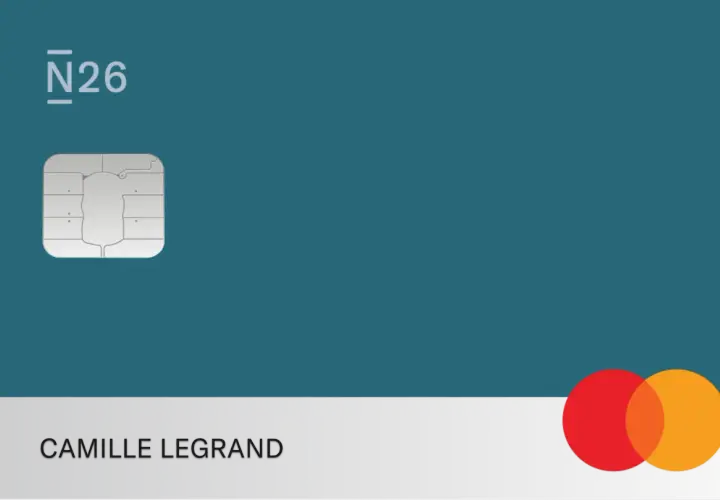 Carte N26 avec puce et nom "CAMILLE LEGRAND", logo Mastercard.