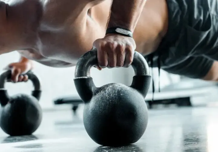 Ile trwa trening crossfit? Zaskakujące fakty o czasie sesji