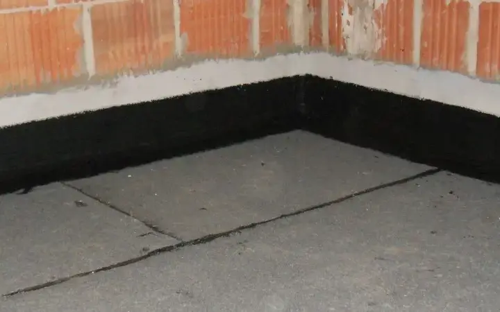Jak prawidłowo gruntować beton pod papę termozgrzewalną