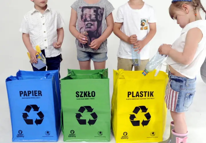 Recykling w Ostródzie: Jak prawidłowo segregować śmieci i uniknąć kar?