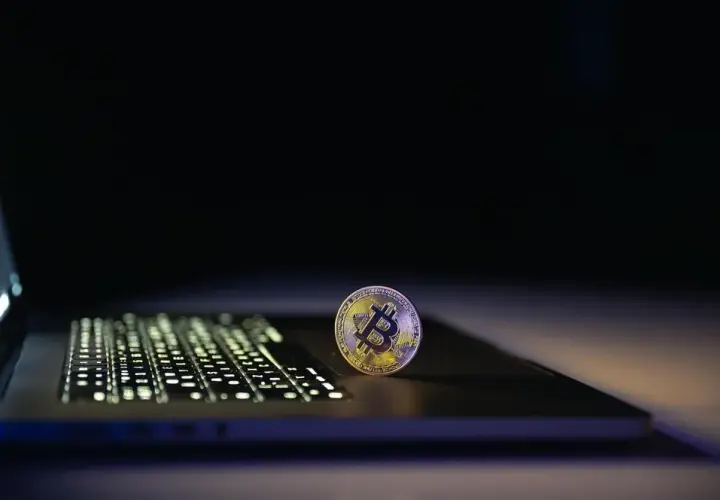Kryptowalutowe platformy rozrywkowe: przegląd i recenzje