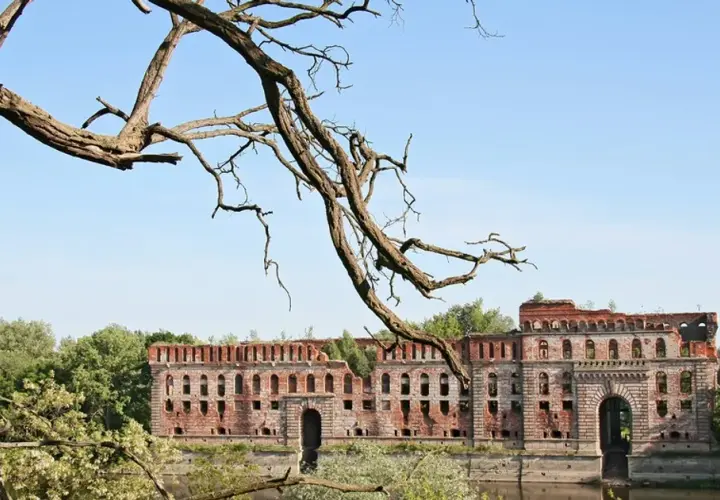 Modlin atrakcje: Odkryj niezwykłe miejsca i historię Twierdzy Modlin