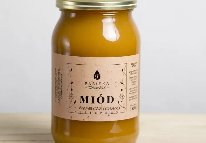 Miód nektarowo-spadziowy na co pomaga – skuteczne wsparcie zdrowia