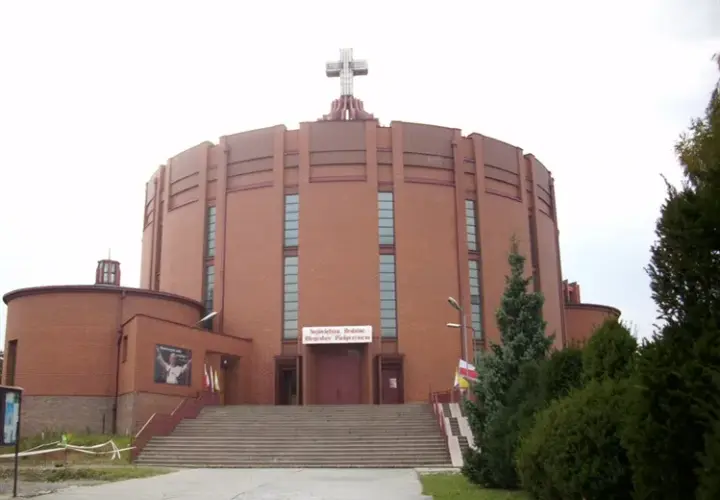 Sanktuarium Najświętszej Rodziny w Zakopanem: historia, kult i architektura