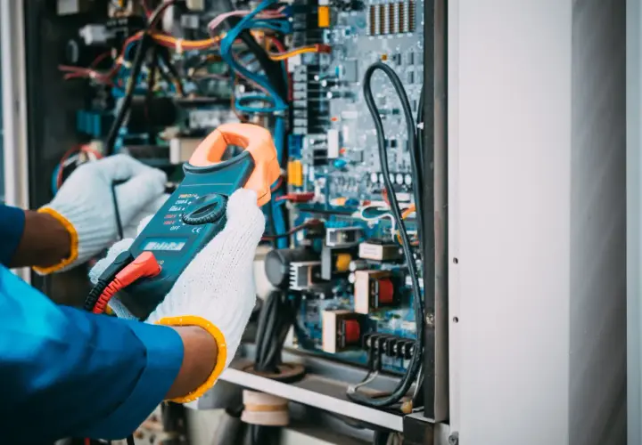 Symbole elektryczne – jak czytać schematy instalacji elektrycznych?