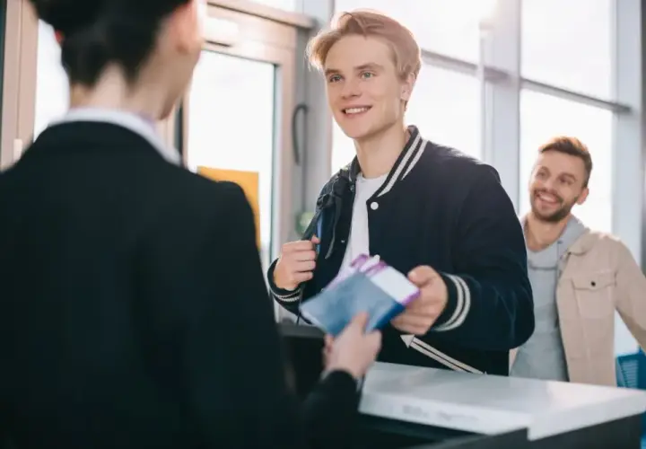 Co trzeba zrobić na lotnisku, aby uniknąć stresu przed lotem