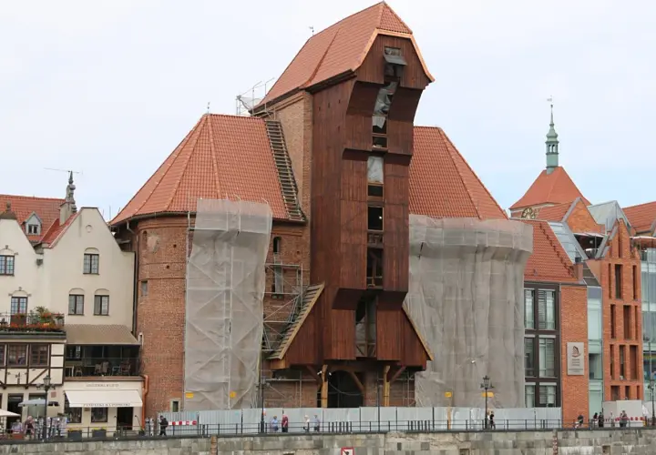 W którym roku został podpalony żuraw gdański? Poznaj jego historię